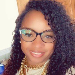 Meet your Posher, Laronce